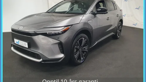 TOYOTA BZ4X Executive Bitone/AWD/Skinn/JBL/Panorama/Spar 200.000kr!