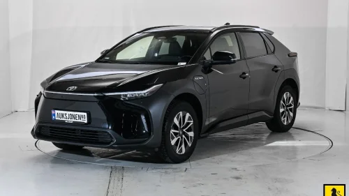 TOYOTA BZ4X AWD ACTIVE TECH HENGERFESTE KAMERA ADAPTIV CRUISE DELSK