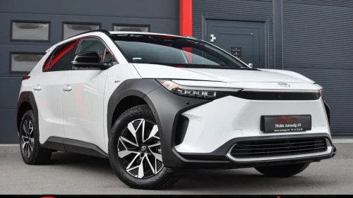 TOYOTA BZ4X EXECUTIVE | AWD | RATTVARME | SKINN | KAMERA