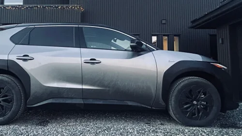 TOYOTA BZ4X AWD Executive Bitone