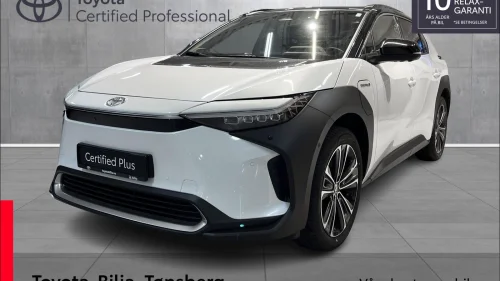 TOYOTA BZ4X 71.4 kWh AWD Executive Panorama