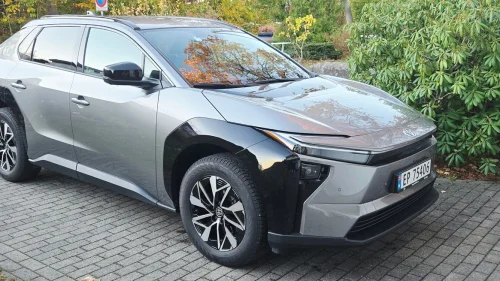 TOYOTA BZ4X bZ4X 2WD Active Tech