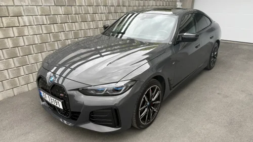 BMW i4 M50 Supercharged M50 Krok Rett fargekombo Topputstyrt M Pro