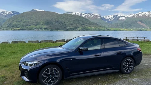 BMW i4 M50 xDrive M50 Fully Charged Takluke Krok BSI HUD H&K Skinn Norsk