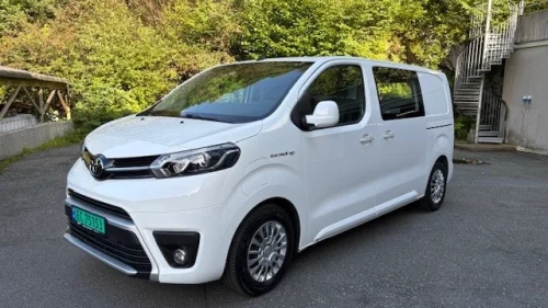 TOYOTA PROACE Electric 75kWt Comfort L1H1 Fleet Colour THB