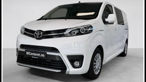 TOYOTA PROACE ELECTRIC L2 100kW 3-SETER 2XSKYVEDØRER INNREDNING R.KAM
