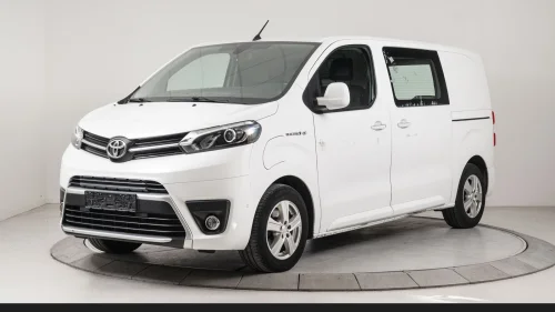 TOYOTA PROACE Toyota Proace Electric Auksjon, les tekst!