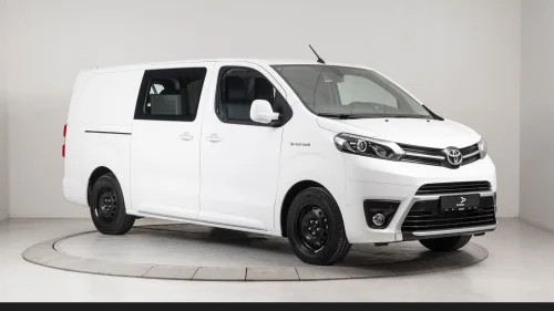 TOYOTA PROACE Electric 75kWt L2 Comfort | Krok/Cruise/Kamera