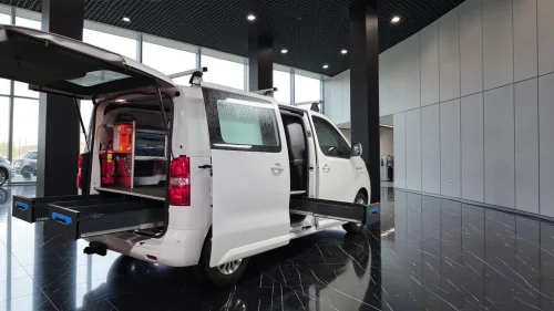 TOYOTA PROACE Electric 75kWt Comfort+l1 +INNREDNING+KROK+NY EU 2028