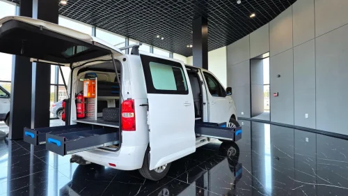 TOYOTA PROACE Electric 75kWt Comfort+l1 +INNREDNING+KROK