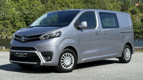 TOYOTA PROACE COMFORT/L2-LANG/75KWH/136HK/313WLTP/KROK/3.SETER/2XSKYV