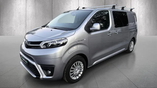 TOYOTA PROACE 1 EIER/LAV KM/ H.FESTE/ TAKSTATIV/NY EU/ R.KAMERA/DAB+