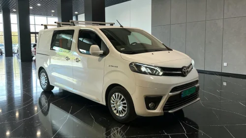 TOYOTA PROACE Electric 75kWt Comfort L1+INNREDNING+NY SERVICE NY EU
