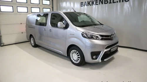 TOYOTA PROACE Electric 75kWt Comfort L2H1 SHB Pen bil, Ny service/Eu
