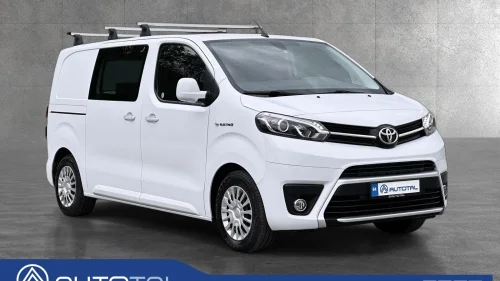 TOYOTA PROACE 136hk | 313km | Kamera | Krok | Innredning | Garanti*