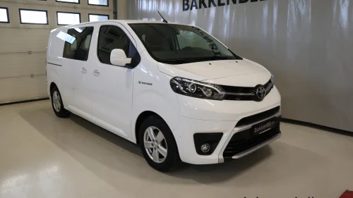 TOYOTA PROACE Electric 75kWt Comfort L1H1 SHB Pen,Mye utstyr,Nybilgar