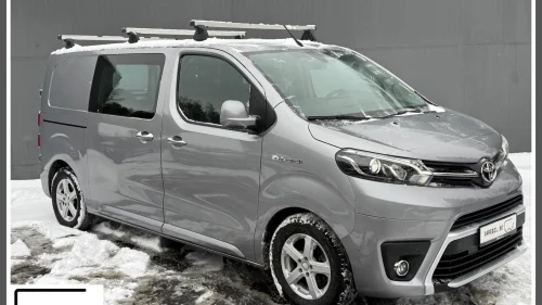 TOYOTA PROACE Electric 75 kWt 312 KM WLTP HENGERFESTE NY SERVICE