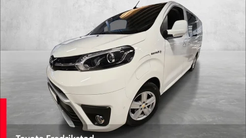 TOYOTA PROACE Electric 75kWt Basic L2H1 THB | Hengerfeste | Lang