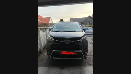 TOYOTA PROACE