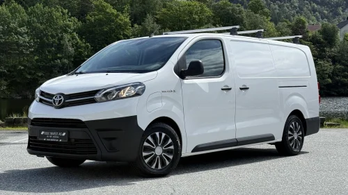 TOYOTA PROACE L3-LANG/75KWH/136HK/313WLTP/KROK/3.SETER/2XSKYVE/APPLE