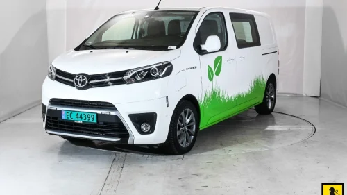 TOYOTA PROACE 75 KWH AUT HENGERFESTE KAMERA NAVI CRUISE SKYVEDØRER