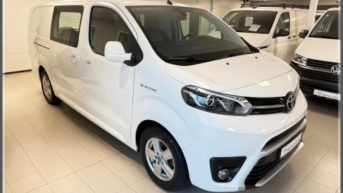 TOYOTA PROACE L2 LANG/75kWh/R.Kam /2 x Skyvedør/Hengerfeste