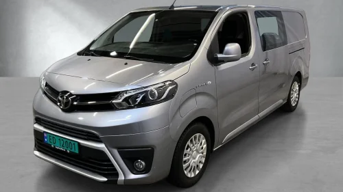 TOYOTA PROACE Electric 75 kWh Lang L2H1 // Comfort // Krok