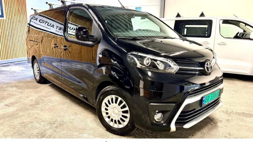 TOYOTA PROACE Electric 75kWh Comfort L2-Lang/Krok/Navi/Blis/BT/Navi