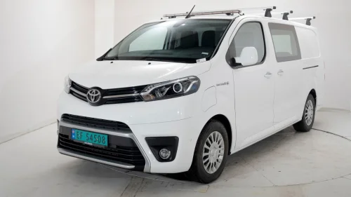 TOYOTA PROACE ELECTRIC 75 KWT L2 AUT HENGERFESTE NAVI KAMERA SKYVEDØR
