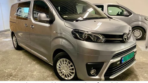 TOYOTA PROACE 75 kWh L1/Varsellys/Varme i varerom/Krok/Kamera ++