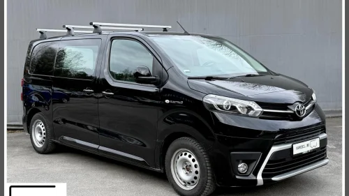 TOYOTA PROACE Electric 75 kWh 316 KM INNREDNING HENGERFESTE ++