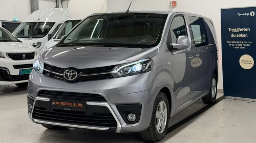 TOYOTA PROACE 75kWh/L1/10år-garanti/EU12.2027/2xskyvedør/DAB/cruise