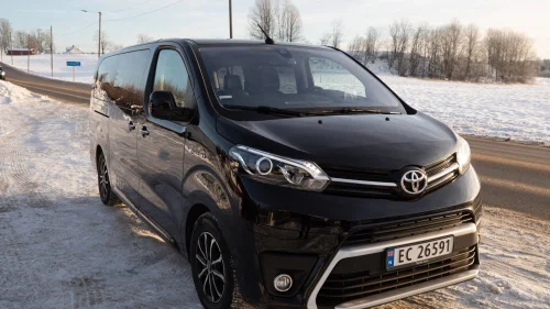 TOYOTA Proace Electric Lang Executive Family 8s