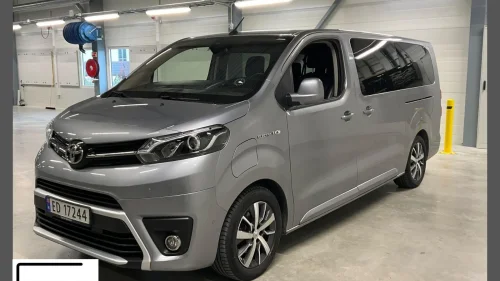 TOYOTA Proace 75kWh L2 Executive 8s