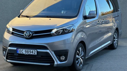 TOYOTA Proace Electric Lang Executive Family