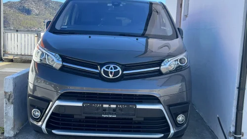 TOYOTA Proace