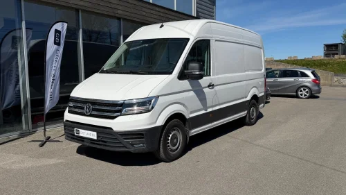 VOLKSWAGEN CRAFTER PRAKTISK ELEKTRISK VAREBIL MED INNREDNING/NAVI/KAMERA