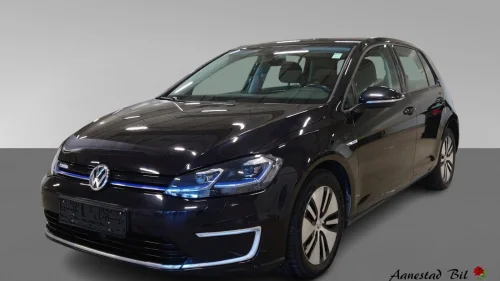 VOLKSWAGEN GOLF egolf 136HK 300km EU ok til 30.04.2028