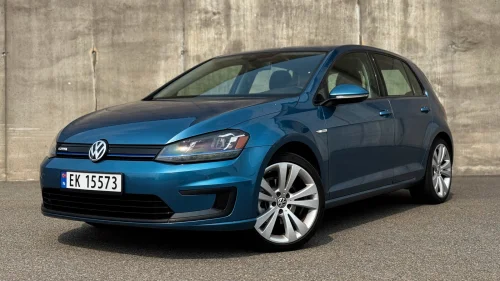 VOLKSWAGEN E-GOLF