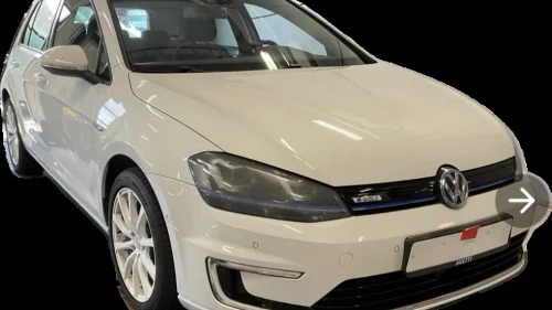 VOLKSWAGEN GOLF eGolf 116Hk ACC V-pumpe DAB R-Kam Navi Aux AC Isofix++