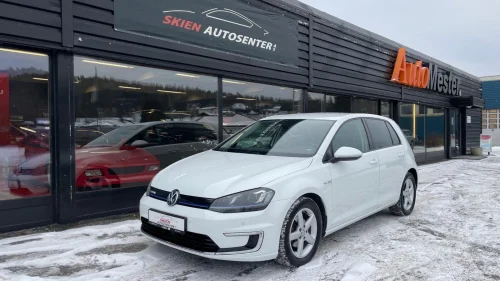 VOLKSWAGEN GOLF Comfortline,LED,Navi,Isofix,Isofix,Cruise ,OUTLET BIL!!
