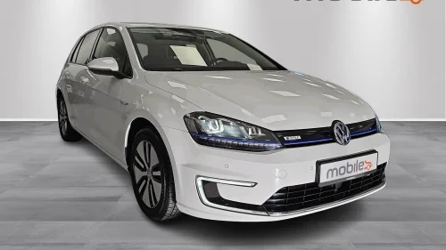 VOLKSWAGEN GOLF Combi , lav km, ryggekamera, navi,