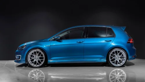 VOLKSWAGEN GOLF Exclusive