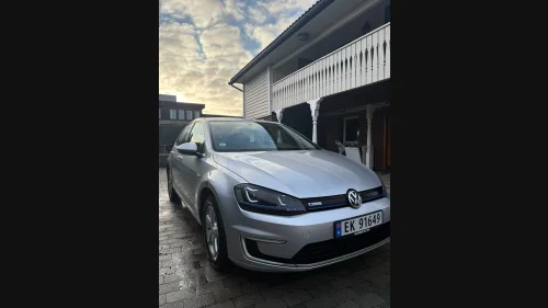 VOLKSWAGEN GOLF E-Golf , eu ok 2028, adaptiv cruise kontroll