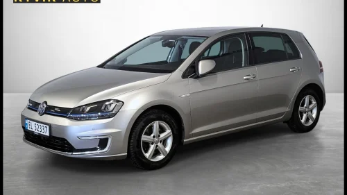 VOLKSWAGEN GOLF / ACC / NAVI / R.KAMERA / DAB+ / RWD / LED LYKT +++