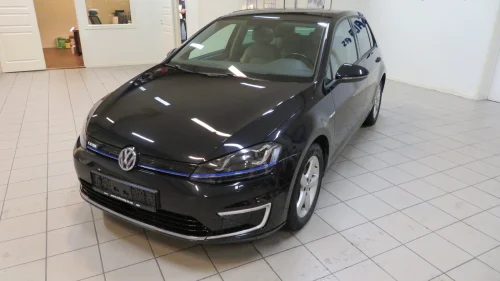 VOLKSWAGEN GOLF E golf