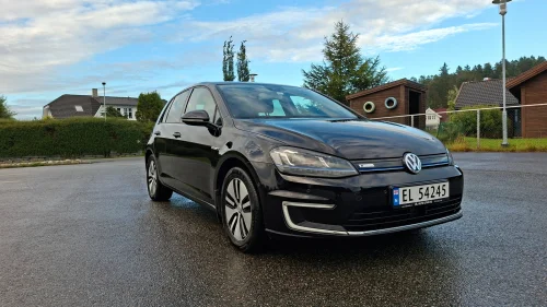 VOLKSWAGEN GOLF E-GOLF