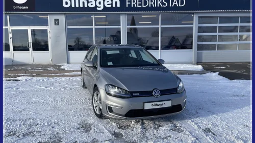 VOLKSWAGEN GOLF Navigasjon - Bluetooth - Dab+ - ACC