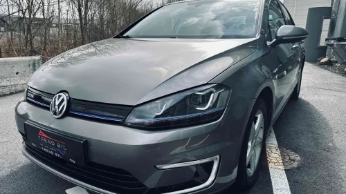 VOLKSWAGEN GOLF E-GOLF /DAB/NAVI/LED++++