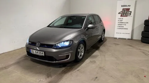 VOLKSWAGEN GOLF 116HK.Skinn.EUmai27.WLTP190km.Outlet.Se på denne!